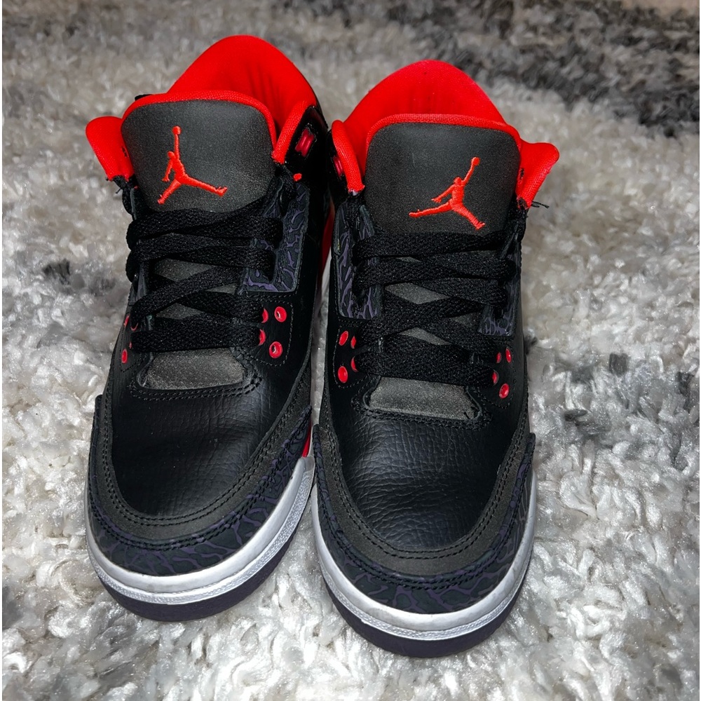 Air Jordans 3 Black/Red Crimsons